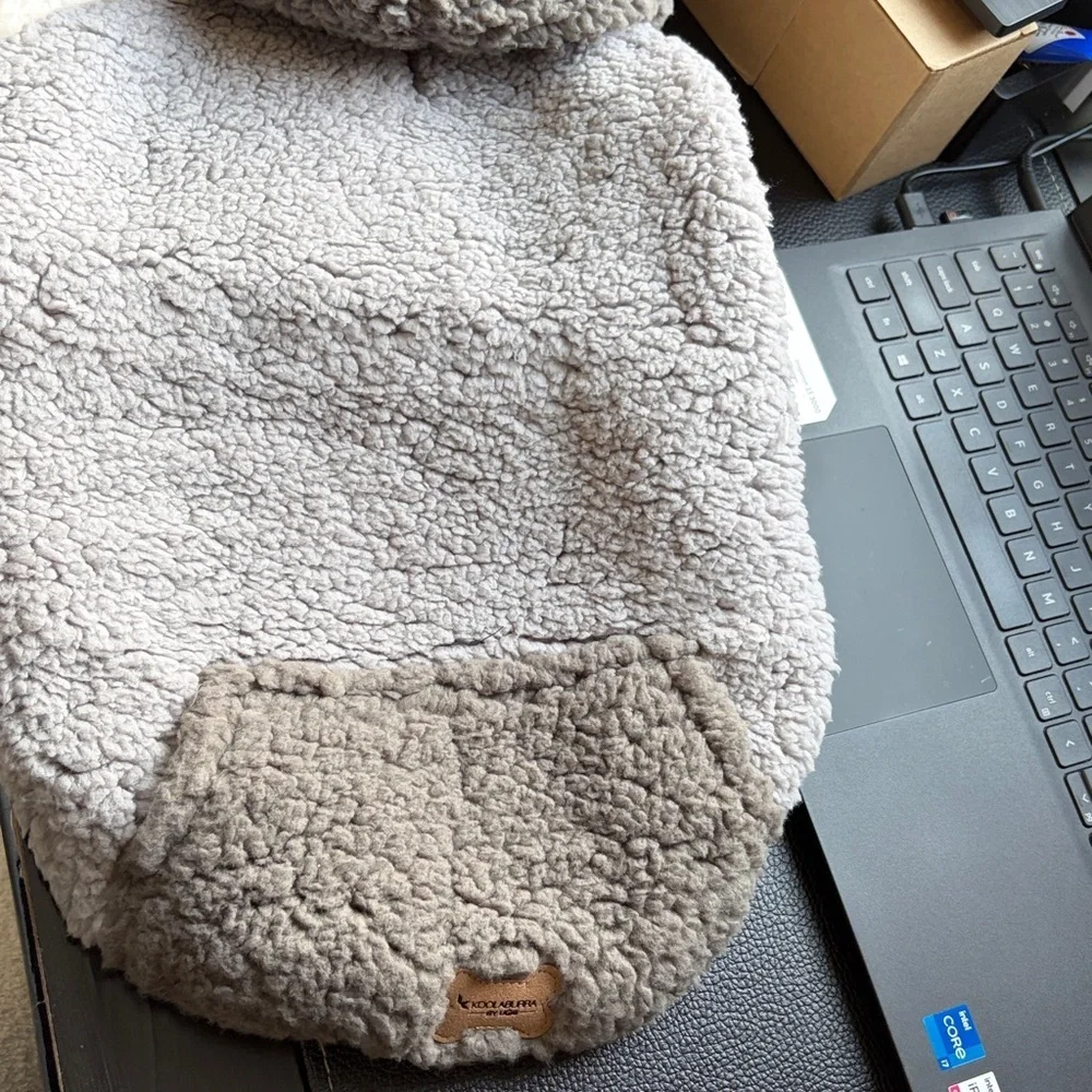 Koolaburra by UGG Theo Pet Hoodie for dogs Large Grey White Plush Warm NEW